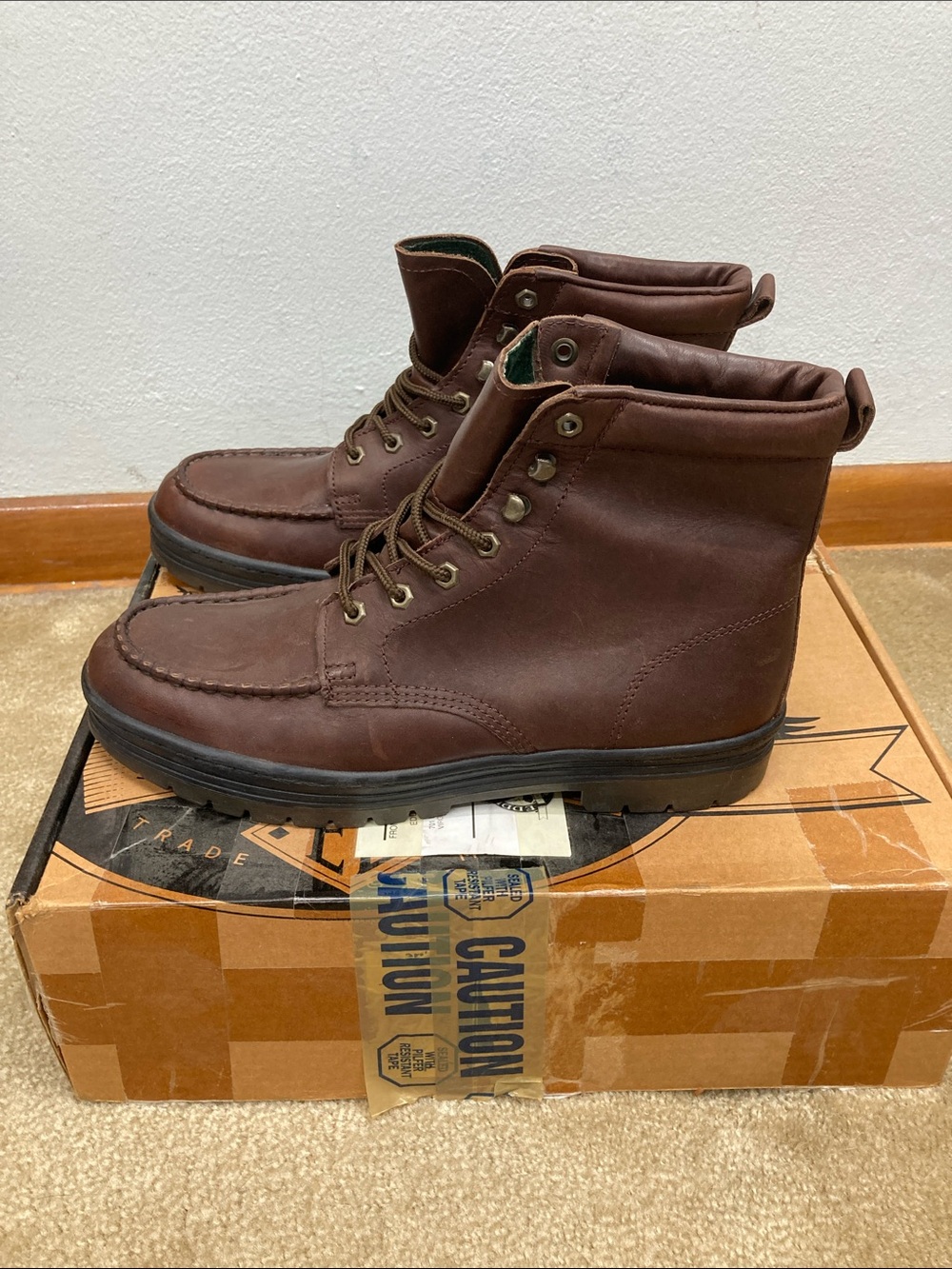 Eddie Bauer 1998 Vintage Gore-Tex moc-toe Boots NIB Men’s Size 12